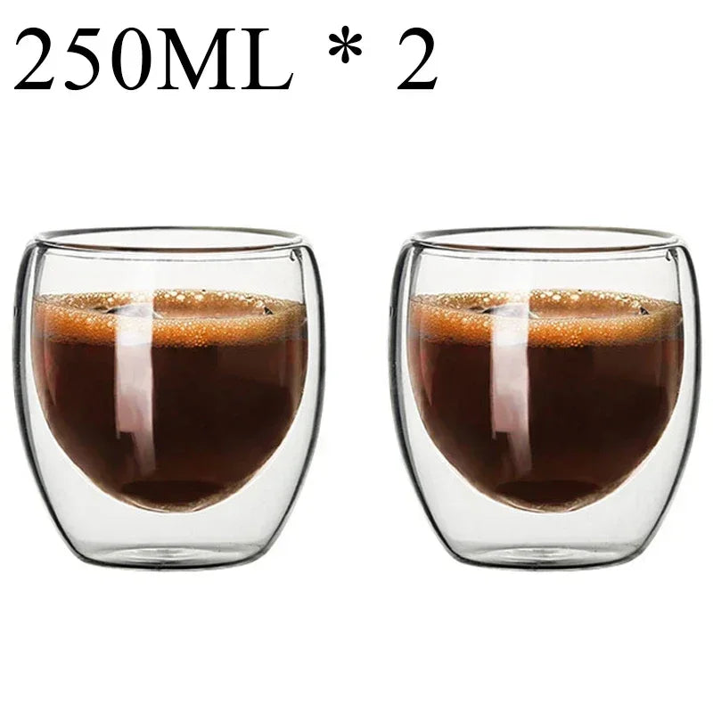 Taza de vidrio con doble fondo para café